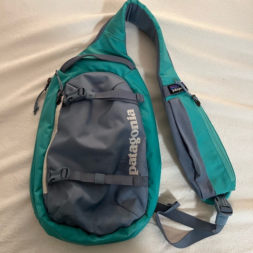 Patagonia Atom Sling Bag